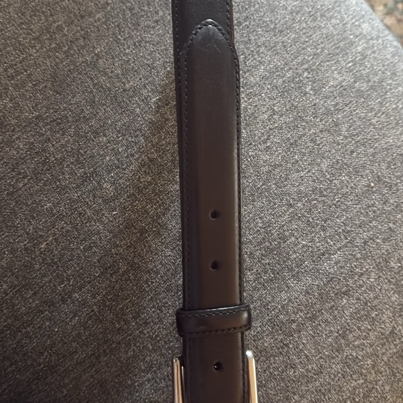 L.L. Bean Genuine Leather Men's Black Belt. Never used. Size 42. Like new! - Picture 3 of 5